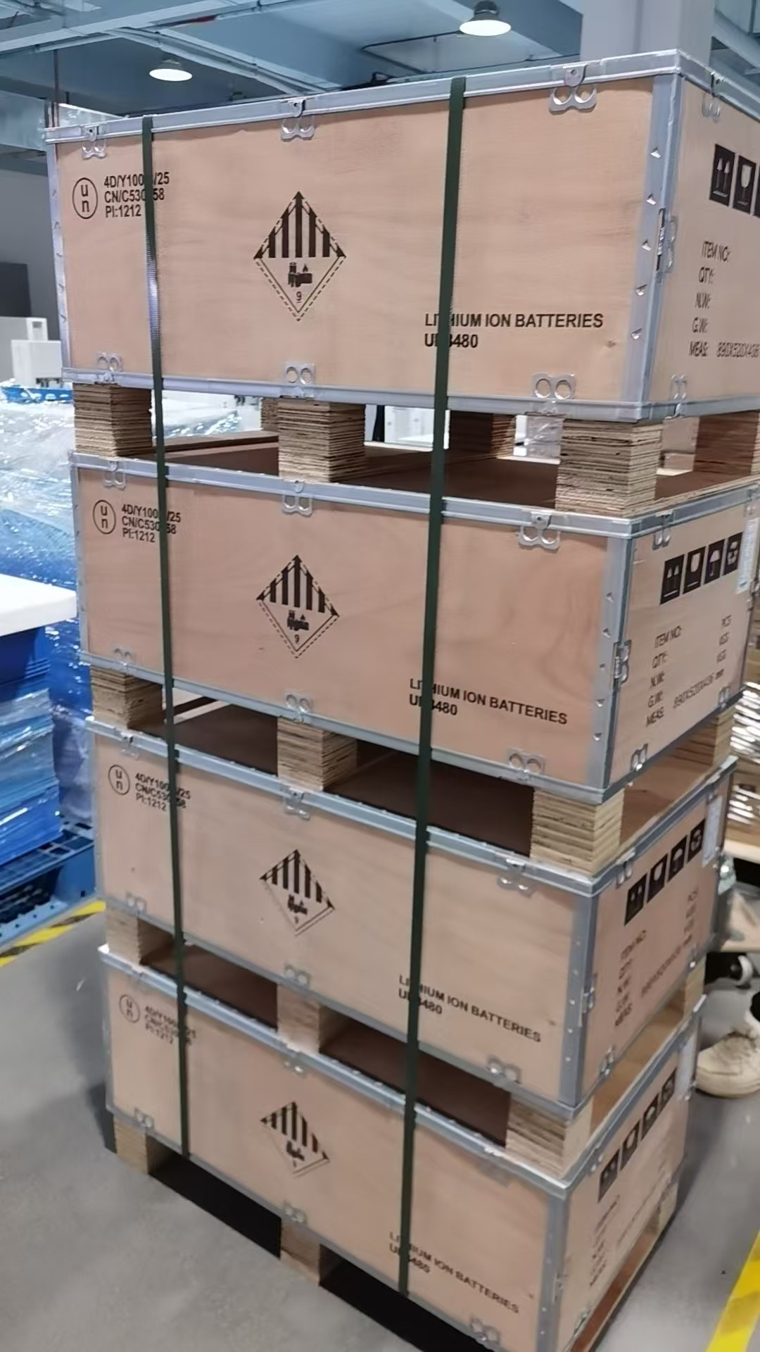 Onduleur Solaire Hybride Tout-en-Un 3.6KW avec Stockage Batterie 5KWH